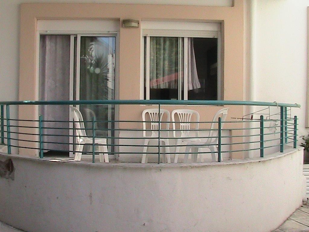 Niki Apartments Полихроно Экстерьер фото