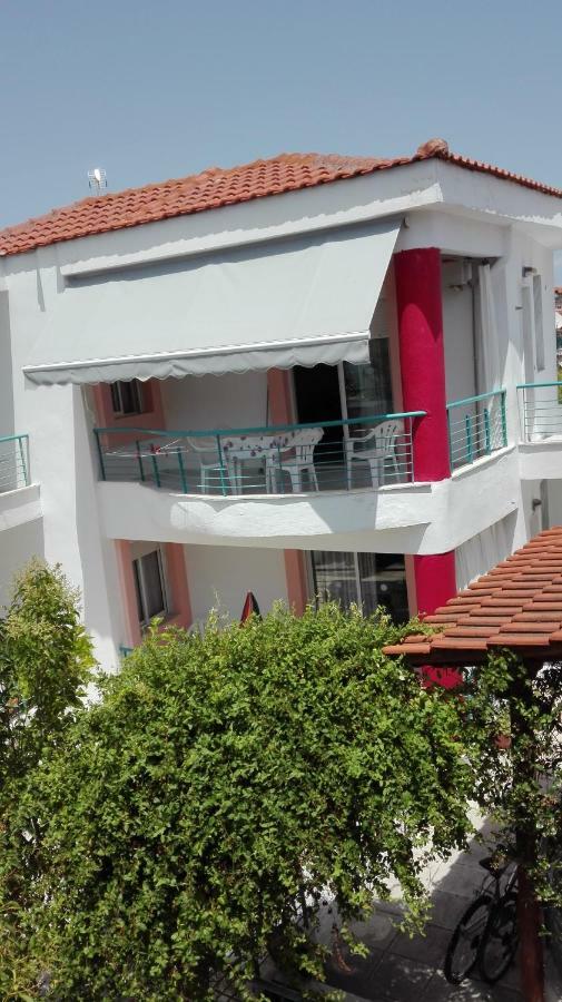 Niki Apartments Полихроно Экстерьер фото